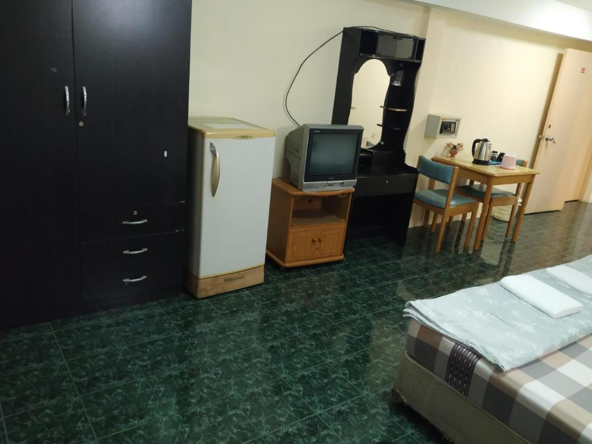 Encore Sea View Pattaya Exterior photo